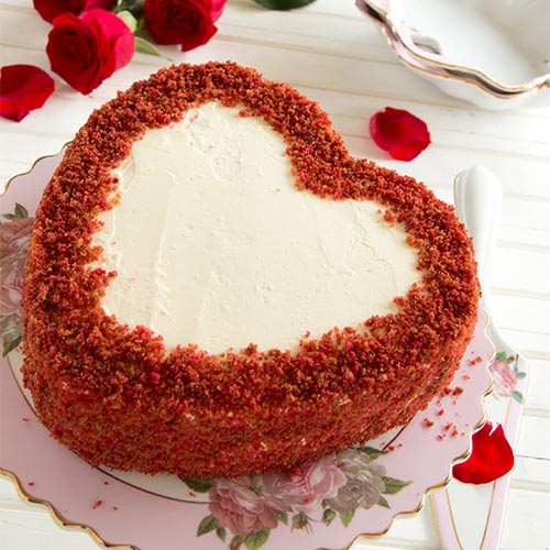 Velvety Heart Cake
